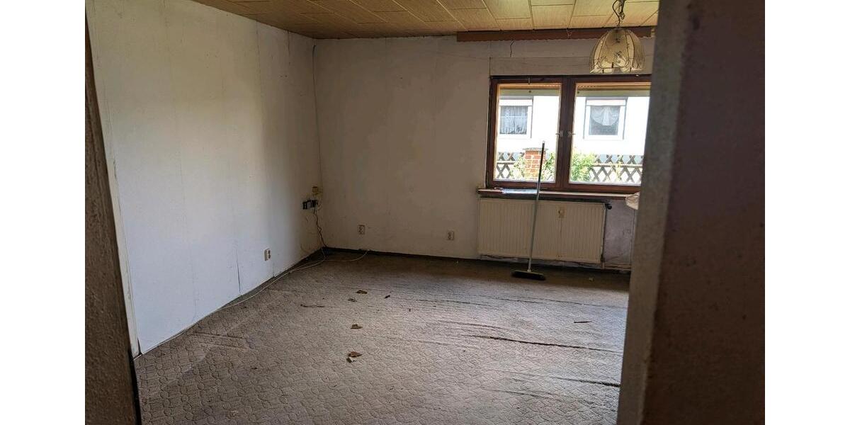Doppelhaushälfte Sandersdorf-Brehna Brehna - 4 Zimmer, 109 m&sup2;, 100.000&euro; | Angebot:26918504