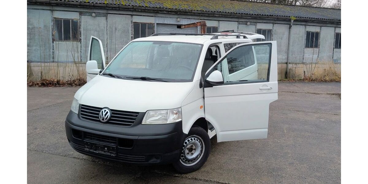 VW T5 Transporter 319.500 km 7.500 &euro; Leipzig 04347