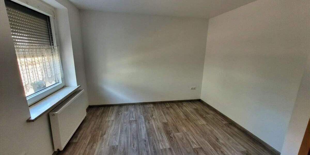 Reihenendhaus Regis-Breitingen Breitingen - 4 Zimmer, 70 m&sup2;, 145.000&euro; | Angebot:25733731
