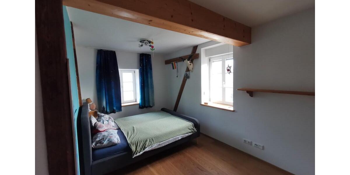 Doppelhaushälfte Borna - 6 Zimmer, 166 m&sup2;, 390.000&euro; | Angebot:26758013