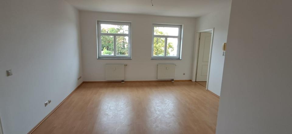  Machern am Schloss sonnige 2 Zimmer Aufzug im Haus 2 zimmer