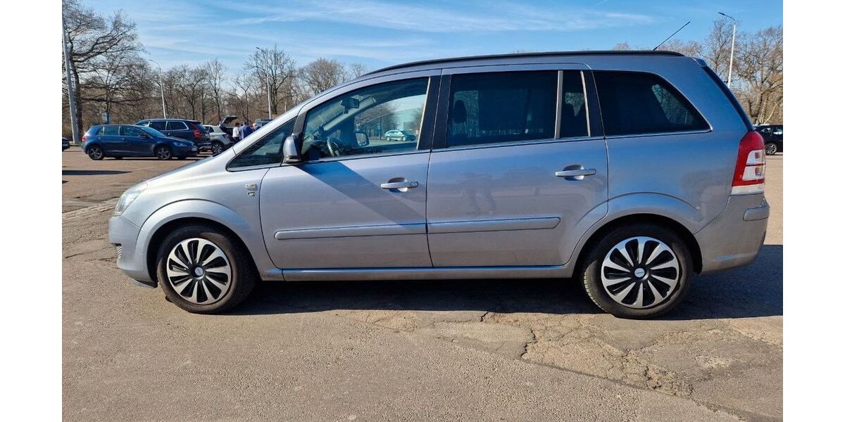 Opel Zafira 333.000 km 2.100 &euro; Altenburg 04600