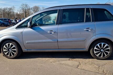 Opel Zafira 333.000 km 2.100 &euro; Leipzig 04317