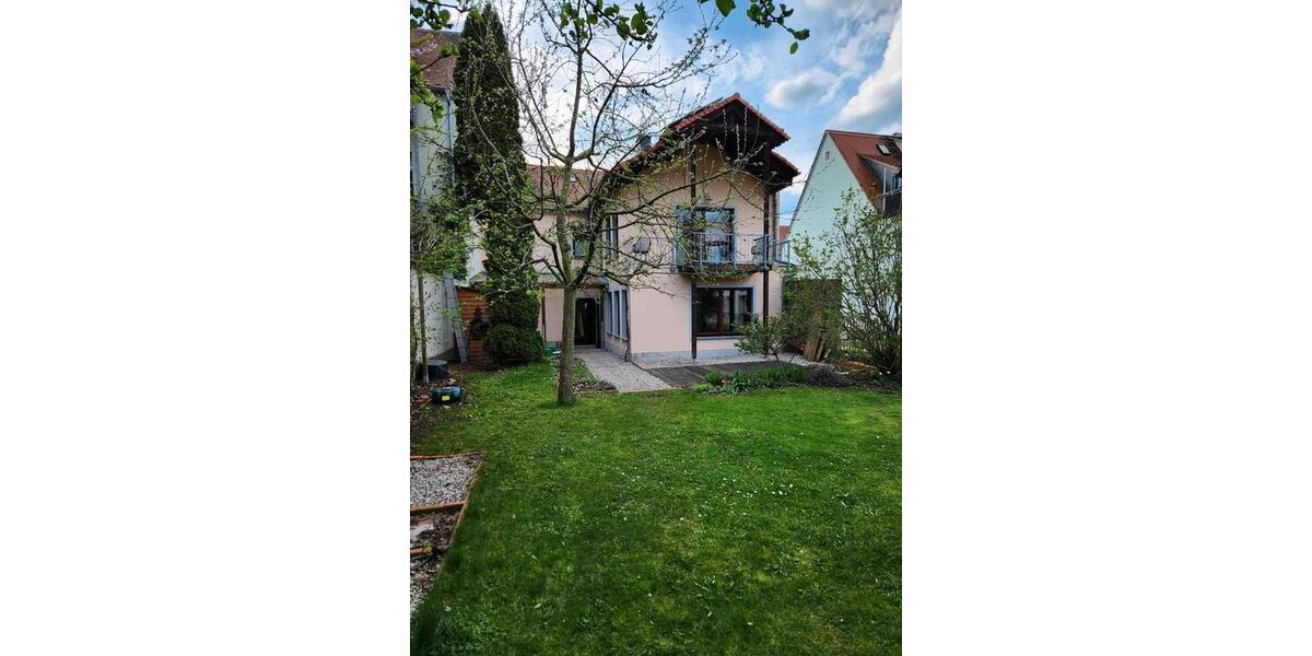 Einfamilienhaus Grimma - 5 Zimmer, 178 m&sup2;, 1.599&euro; | Angebot:26329157