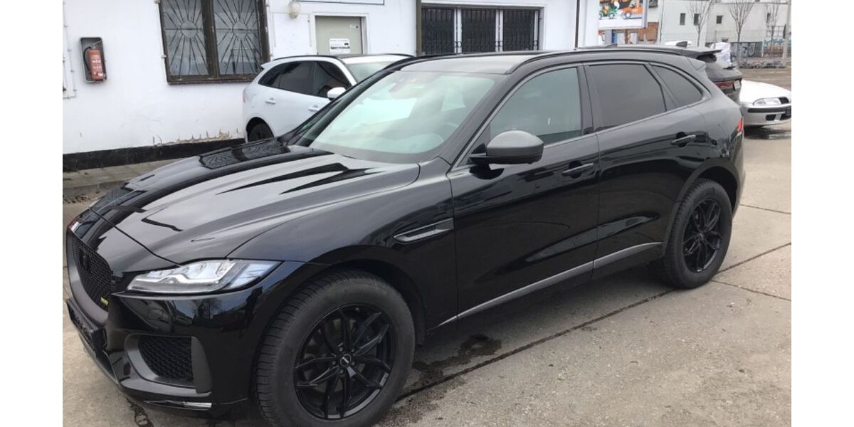 Jaguar F-Pace 128.000 km 27.990 &euro; Leipzig 04179