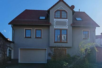 Haus Bad Lausick - 4 Zimmer, 143 m&sup2;, 1.400&euro; | Angebot:26091223