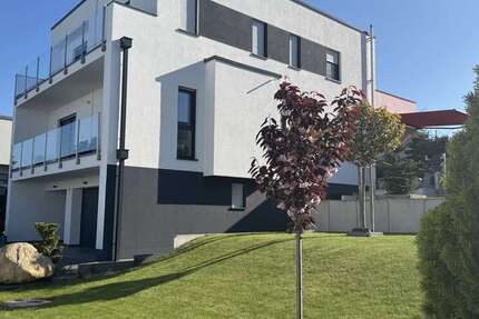 Haus Zwenkau - 4 Zimmer, 240 m&sup2;, 1.420.000&euro; | Angebot:27072549