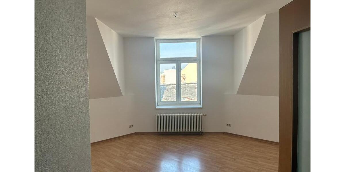 Dachgeschoßwohnung Leipzig Altwest - 3 Zimmer, 99 m&sup2;, 1.000&euro; | Angebot:26490345