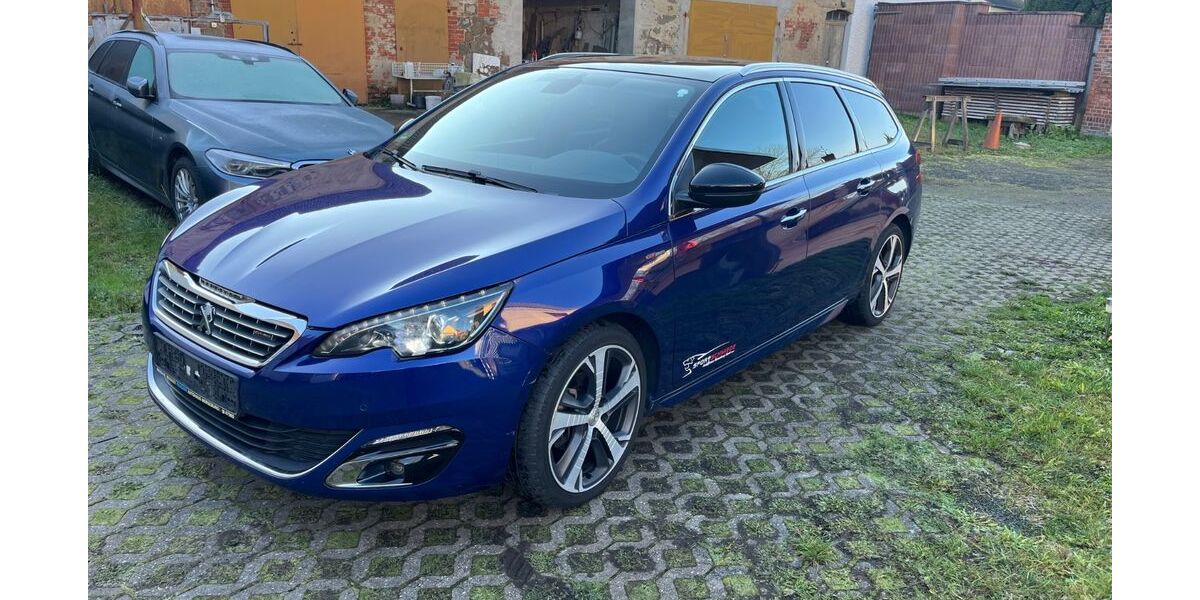 Peugeot 308 87.000 km 8.800 &euro; Leipzig 04288