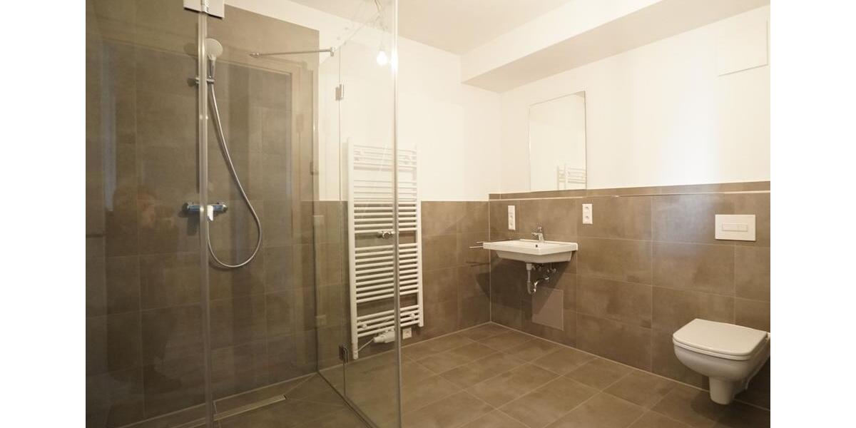 Etagenwohnung Leipzig Altwest - 5 Zimmer, 129 m&sup2;, 1.902&euro; | Angebot:24535053