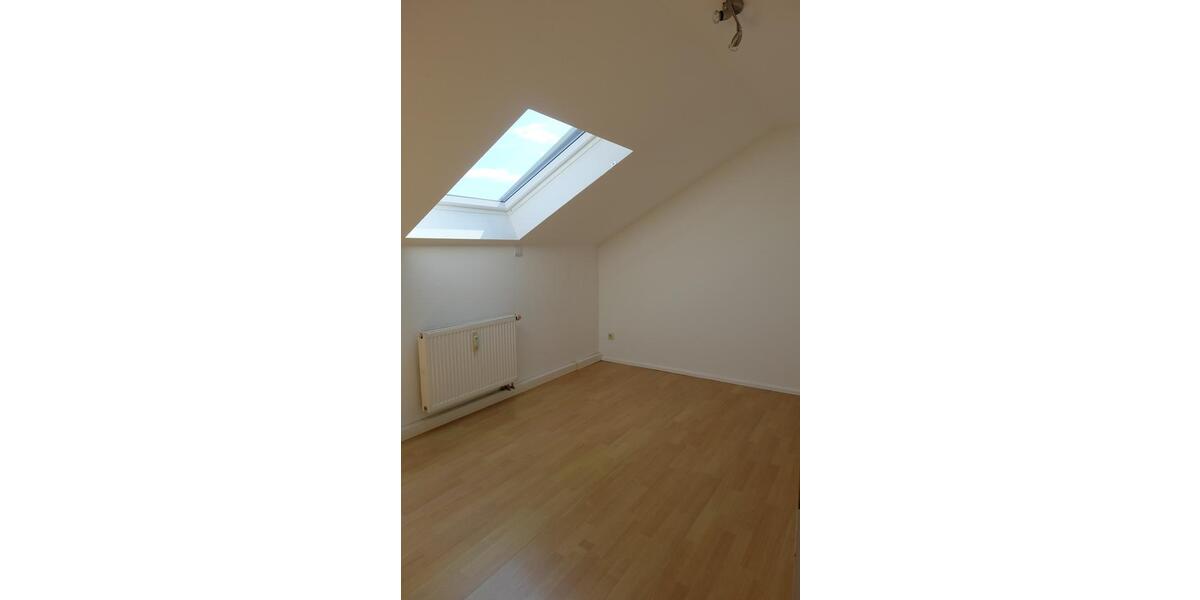 Dachgeschoßwohnung Eilenburg - 2 Zimmer, 60 m&sup2;, 390&euro; | Angebot:26181878