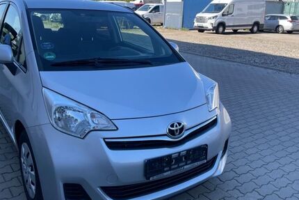 Toyota Verso-S