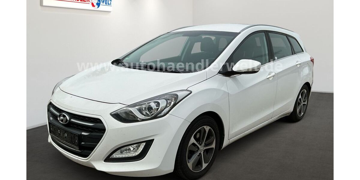 Hyundai i30 180.106 km 5.899 &euro; Brehna 06796