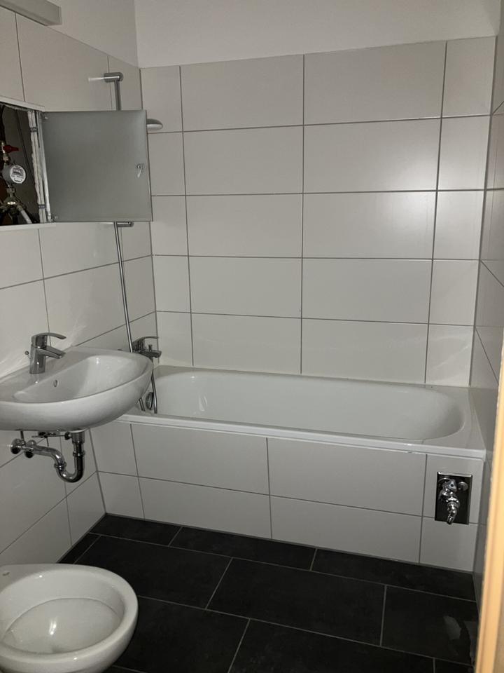 3 Zimmerwohnung mit Balkon und EBK zimmer