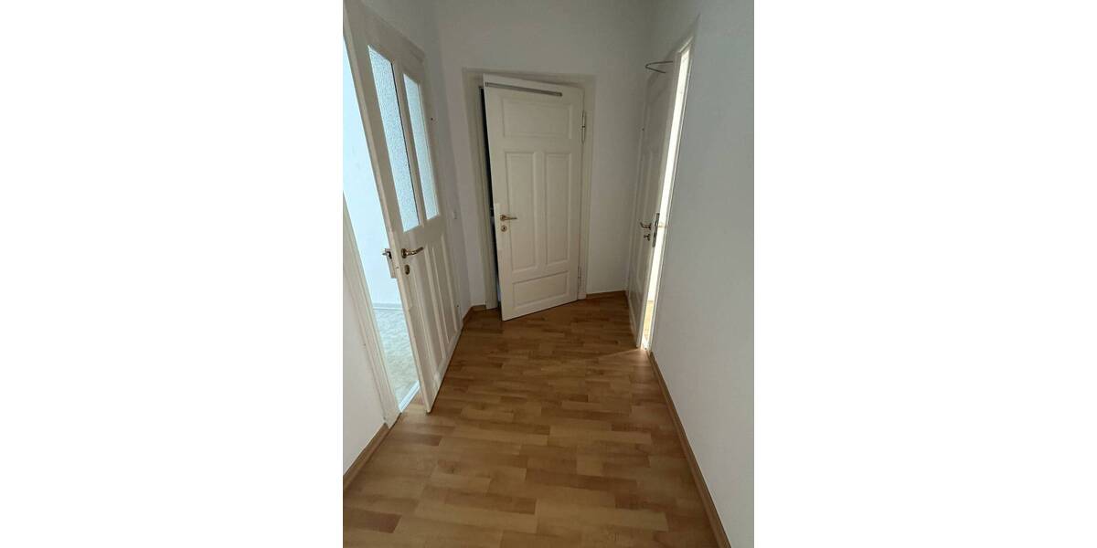Etagenwohnung Leipzig Sellerhausen-Stünz - 3 Zimmer, 65 m&sup2;, 570&euro; | Angebot:26161133