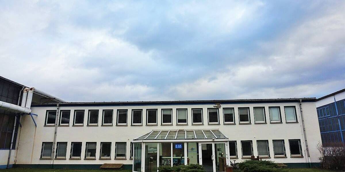 Bürofl. im Gewerbegebiet Böhlitz-Ehrenberg, 2 Räume, inkl. Küche, WC+ DU vorh., SP mögl. 3 zimmer