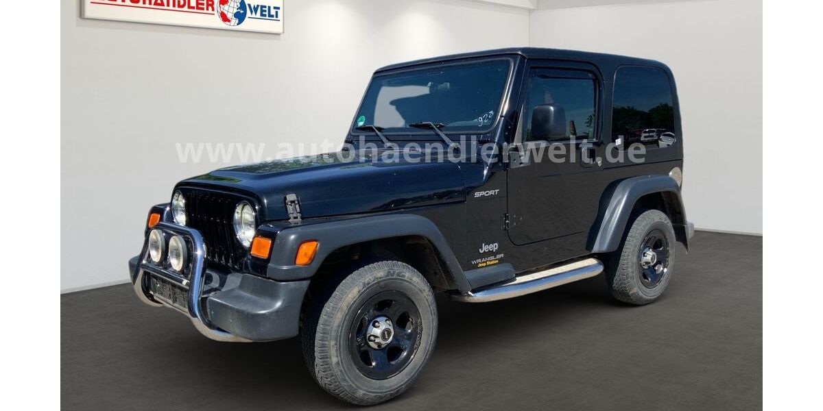 Jeep Wrangler 105.498 km 9.499 &euro; Brehna 06796