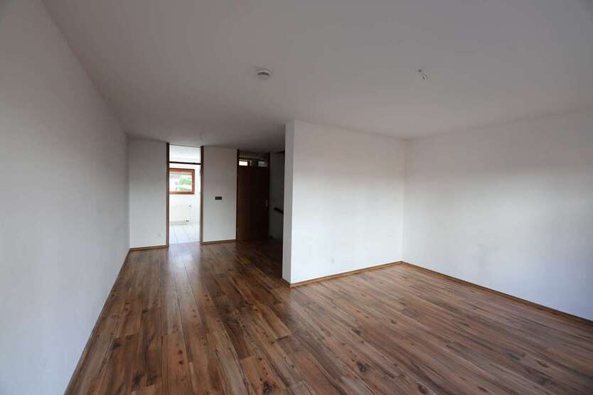 Investieren mit Weitblick: Leipziger Umland, ca. 6 % Rendite, Garage inklusive 5 zimmer