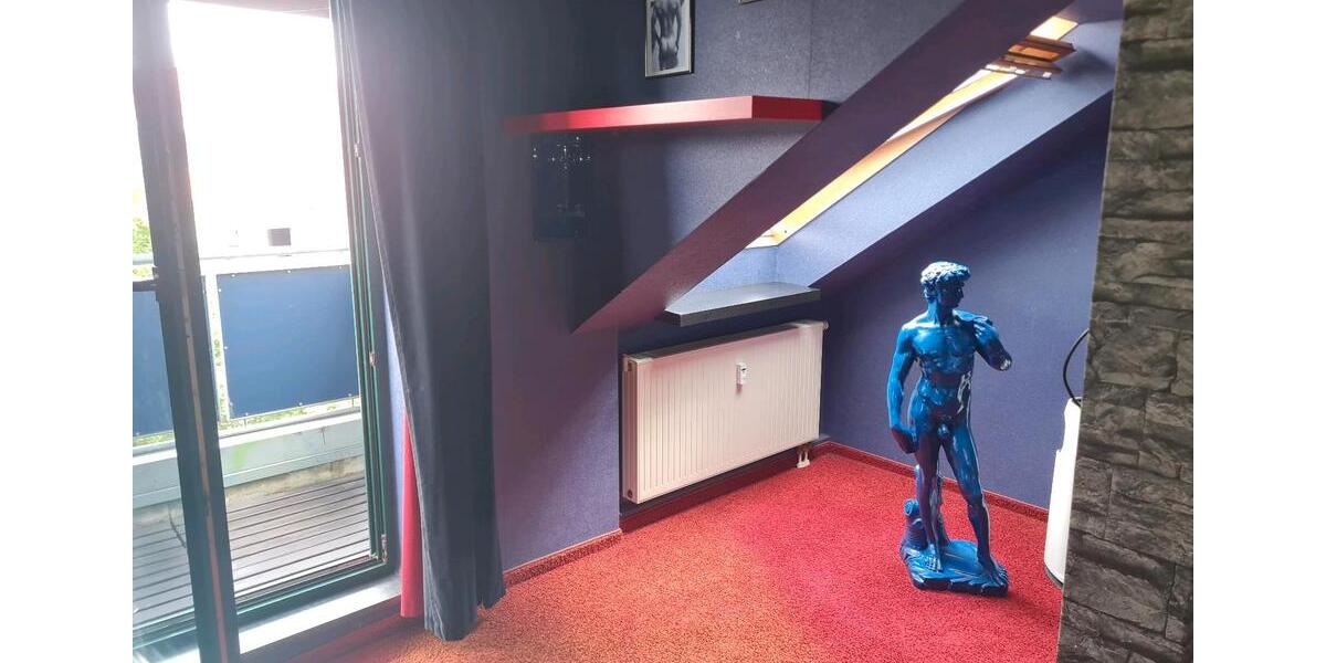 Dachgeschoßwohnung Leipzig Ost - 3 Zimmer, 99 m&sup2;, 270.000&euro; | Angebot:27115144