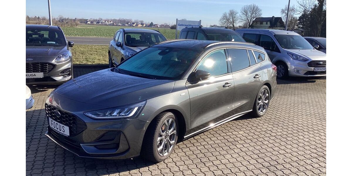 Ford Focus 8.900 km 24.490 &euro; Delitzsch 04509