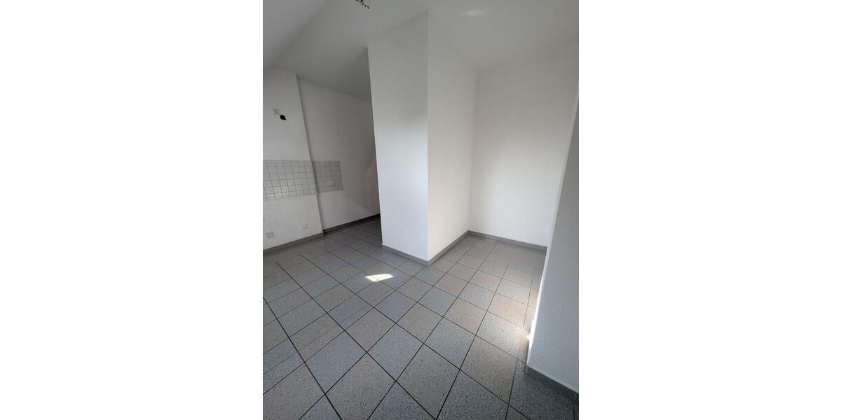 Dachgeschoßwohnung Leipzig Mitte - 3 Zimmer, 72 m&sup2;, 553&euro; | Angebot:25871102