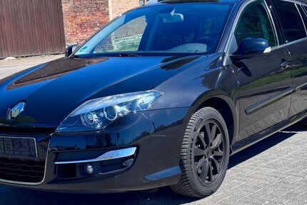 Renault Laguna 141.090 km 5.790 &euro; Schkopau / OT Wallendorf 06258