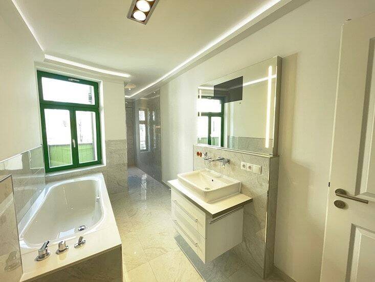 Etagenwohnung Leipzig Leutzsch - 2 Zimmer, 68 m&sup2;, 730&euro; | Angebot:26797154