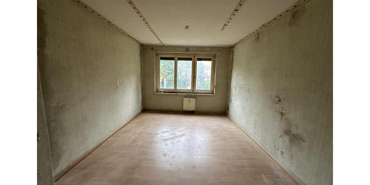 Hochparterre Hohenmölsen - 3 Zimmer, 67 m&sup2;, 62.000&euro; | Angebot:25253817
