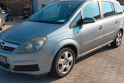 Opel Zafira 222.635 km 2.599 &euro; Leipzig 04179
