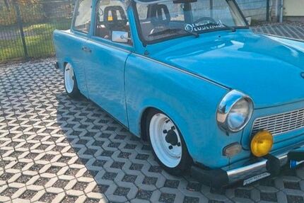 Trabant 601 33.511 km 4.200 &euro; Merseburg 06217