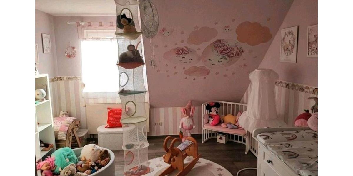 Doppelhaushälfte Pegau - 4 Zimmer, 111 m&sup2;, 320.000&euro; | Angebot:27095361