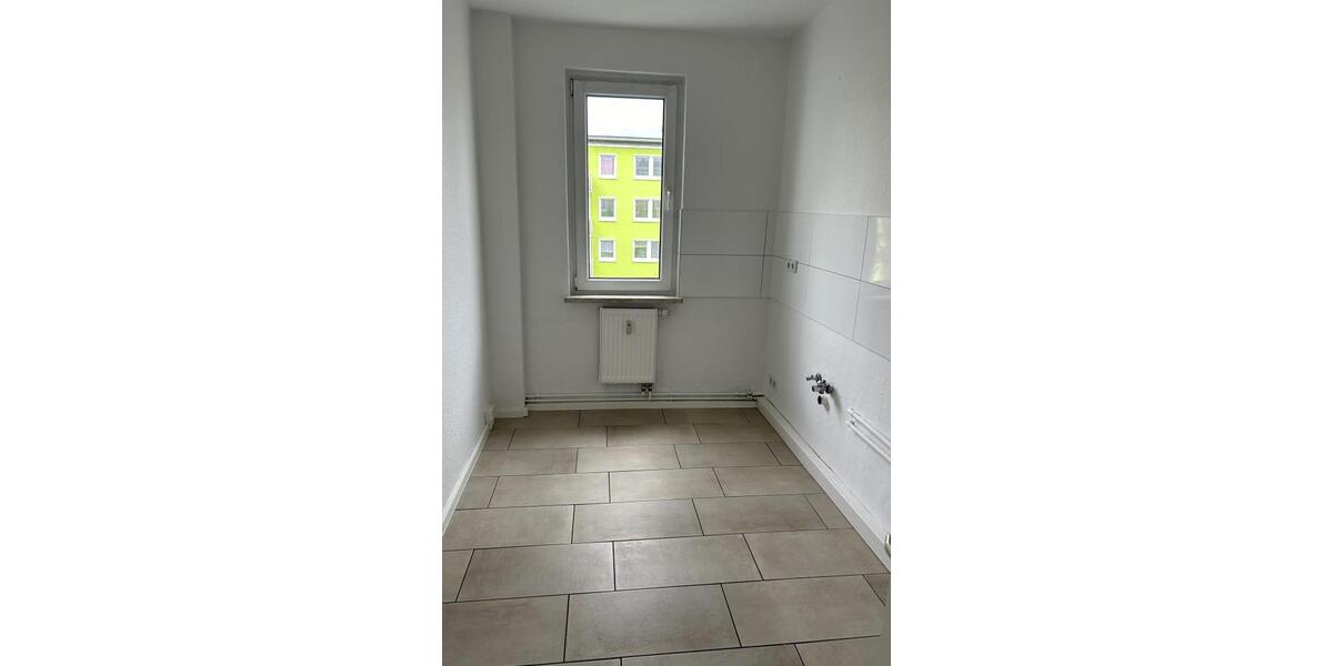 Etagenwohnung Bad Dürrenberg - 3 Zimmer, 61 m&sup2;, 351&euro; | Angebot:26061342