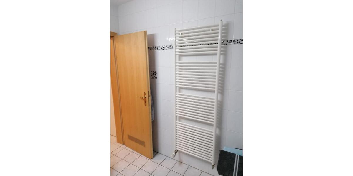 Dachgeschoßwohnung Schkopau - 3 Zimmer, 78 m&sup2;, 540&euro; | Angebot:25647124