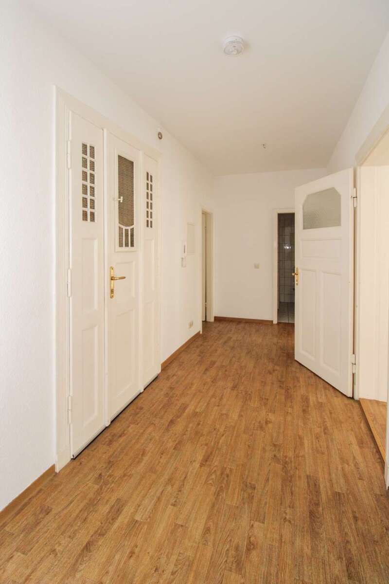 Investieren in Leipzig-Schönefeld: Denkmalgeschütztes ETW-Paket mit 3 Einheiten zimmer