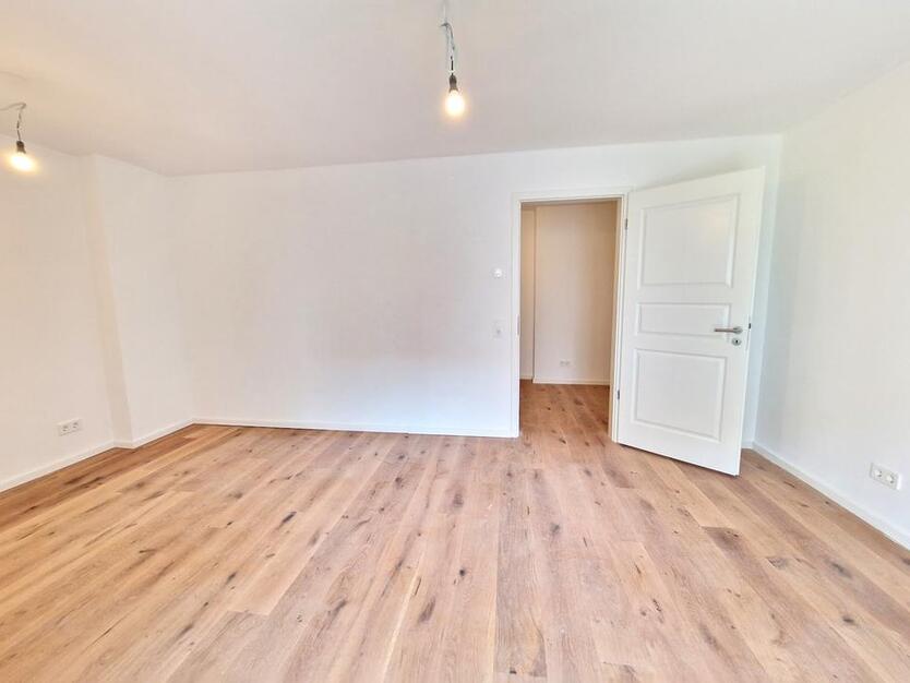 *Cityliving mit Charakter: Neubauwohnung in historischem Gebäude* 4-Zimmer-Wohnung mit 2 Balkonen 4 zimmer