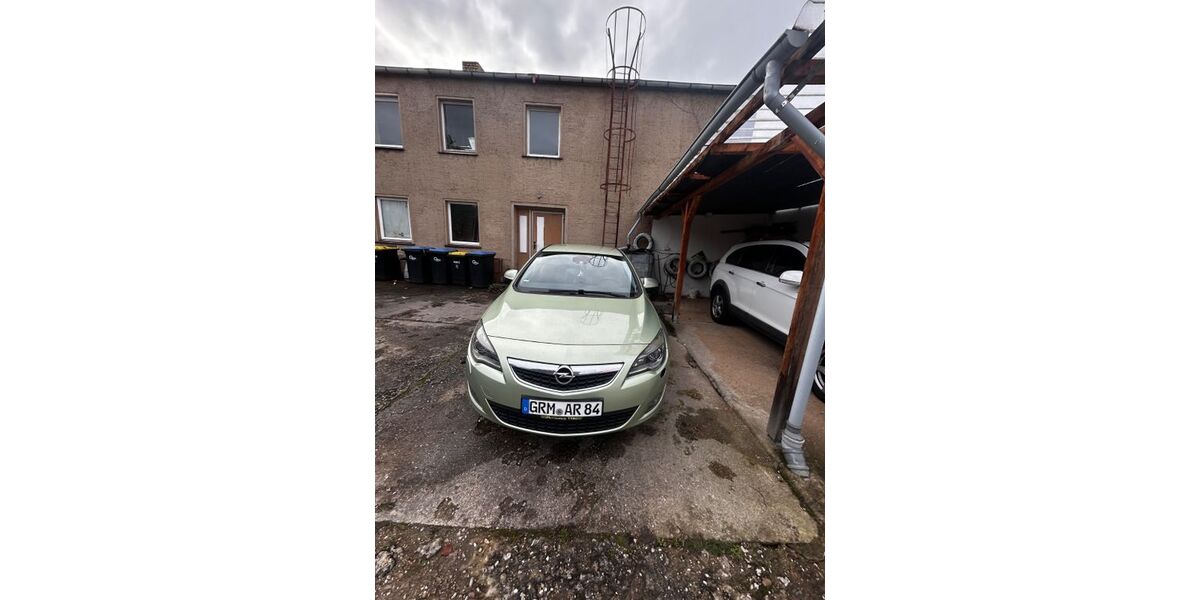 Opel Astra 172.000 km 3.200 &euro; Grimma 04668