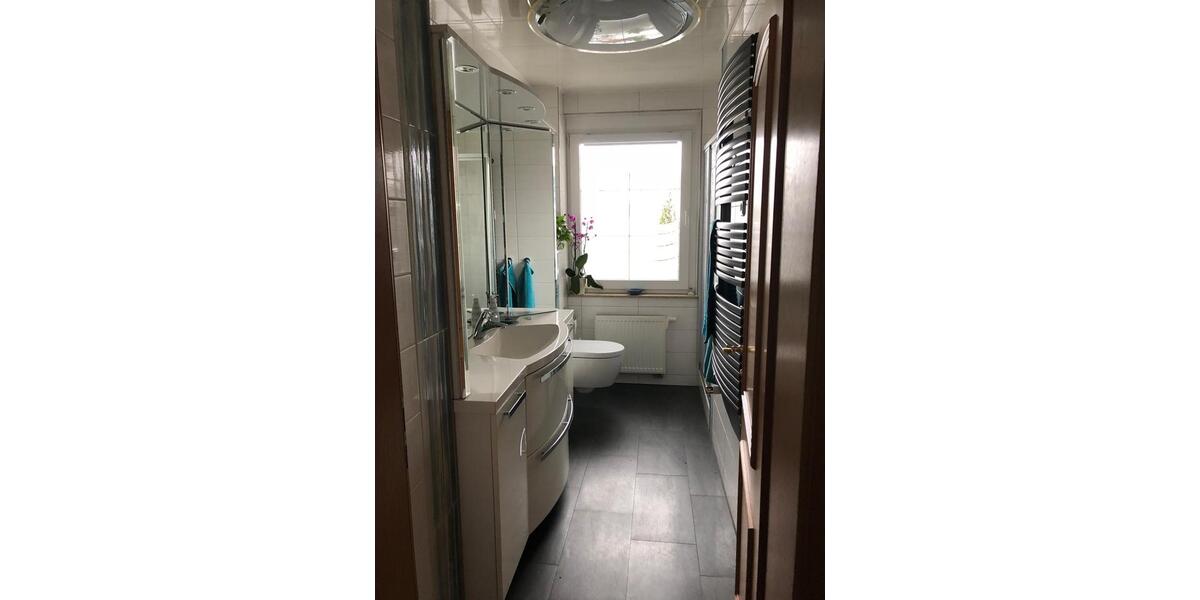Einfamilienhaus Kabelsketal - 7 Zimmer, 178 m&sup2;, 372.000&euro; | Angebot:27122398