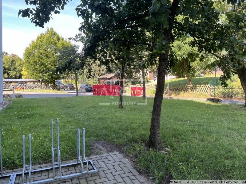 Leipziger Speckgürtel: Kleine Wohnung mit Stellplatz