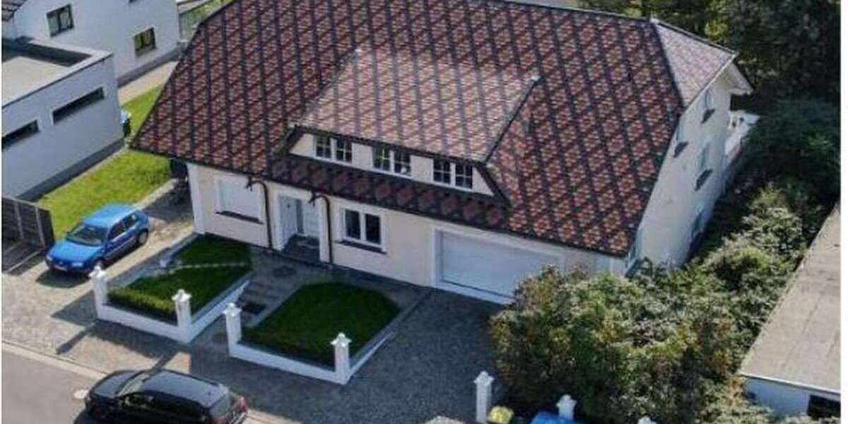 Haus zum Kaufen in Markkleeberg 1.200.000 € 500 m² 11 zimmer