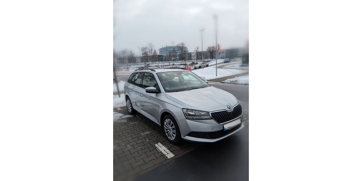 Skoda Fabia 121.225 km 7.500 &euro; Leipzig 04277