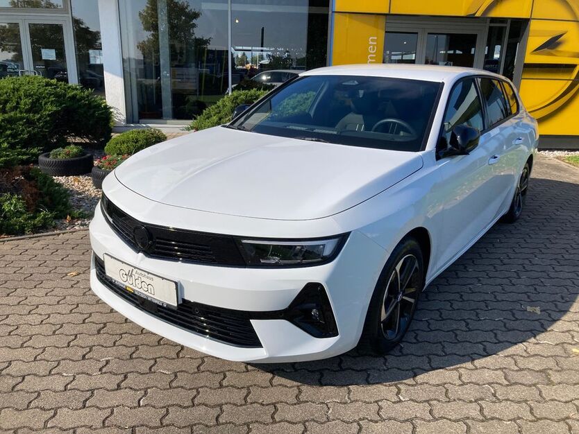 Opel Astra 5.312 km 25.490 € Delitzsch OT Döbernitz 04509