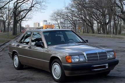 Mercedes-Benz 190 126.700 km 8.600 &euro; Leipzig 04275