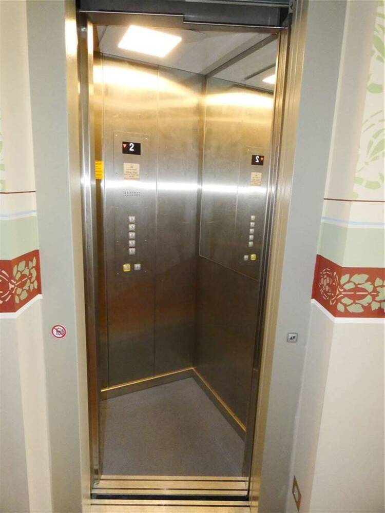 Familien Willkommen! Toll geschnittene 3 Raum Whg. mit Balkon, 2 Bäder, großer Küche