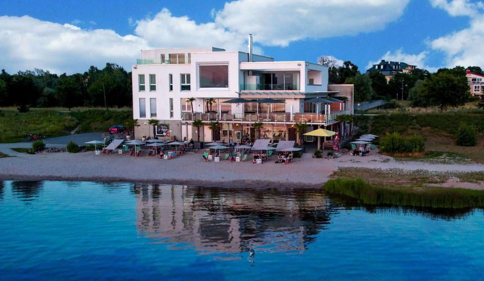 Exklusives Seeanwesen mit Wellnessbereich – Wohnen in erster Reihe am Cospudener See 6 zimmer