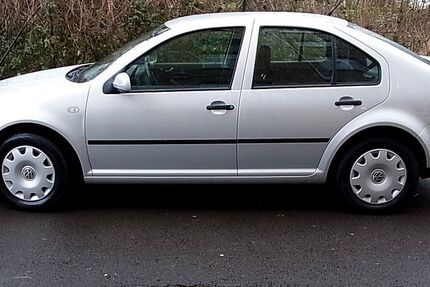 VW Bora 248.000 km 1.999 &euro; Leipzig 04275