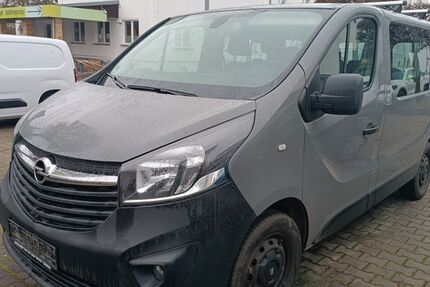Opel Vivaro 200.000 km 10.999 &euro; Leipzig 04288