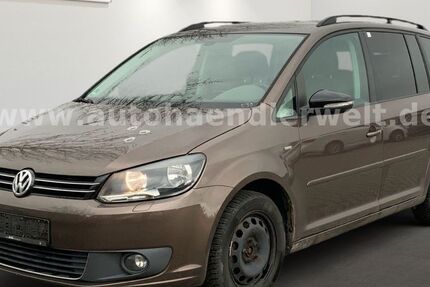 VW Touran 149.743 km 3.499 &euro; Brehna 06796