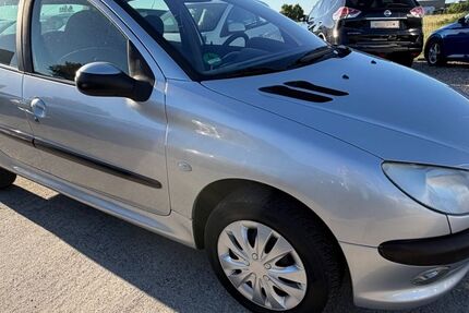 Peugeot 206 126.642 km 2.499 &euro; Krostitz 04509