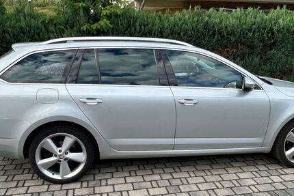 Skoda Octavia 125.000 km 12.900 &euro; Leipzig 04329