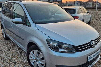 VW Touran 147.800 km 9.999 &euro; Leipzig 04179